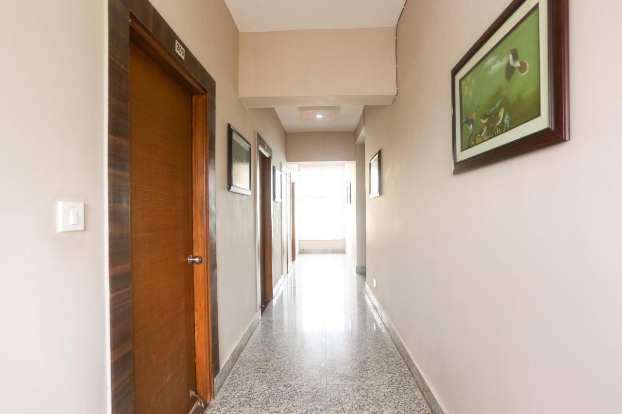 Oyo 61586 Hotel Narmada Bhavan Puri Bagian luar foto